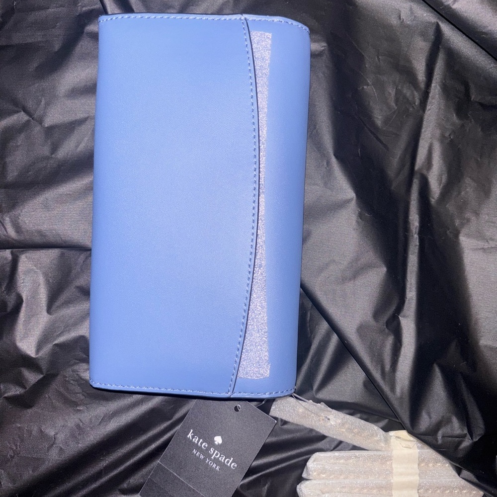 Kate Spade Periwinkle Scalloped Wallet - Picture 2 of 6
